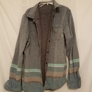 Van button up reversible shirt
